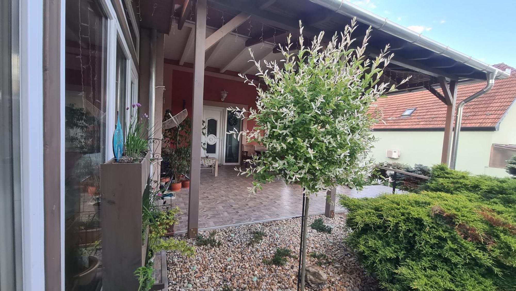 Berc Apartman Egerszalok Exterior photo